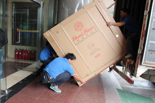 塔城钢琴贵重工艺品无忧运